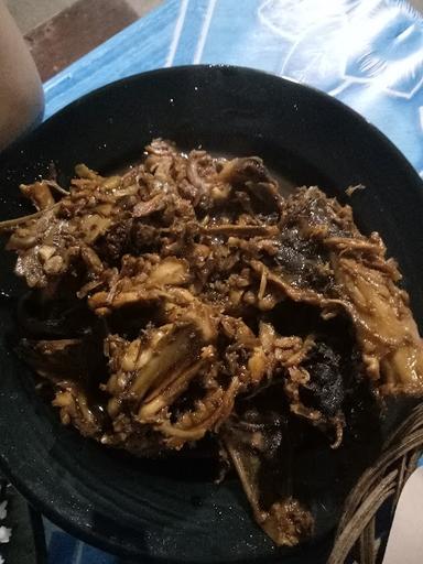 WAROENG BAKMI DAN NASGOR PAK GOENDUL