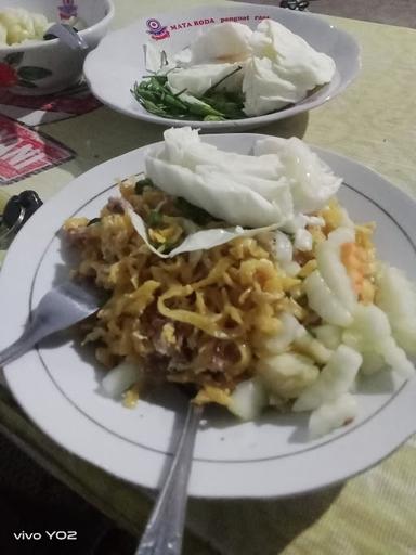 WARUNG BAKMI HANDAYANI