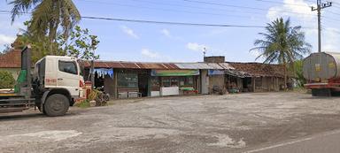 WARUNG MAKAN MBAK GIRI