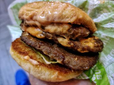 BURGER BANGOR MUARA KARANG