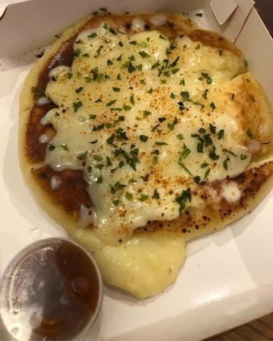 GAMCHI POTATO CHEESE BREAD, EMPORIUM PLUIT MALL