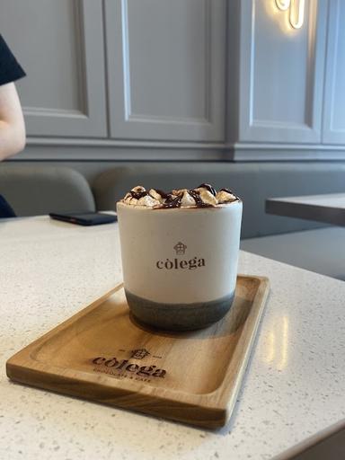COLEGA CHOCOLATE & CAFE