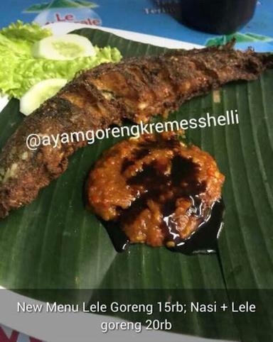 AYAM GORENG KREMES SHELLI GREENBAY PLUIT