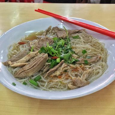 BIHUN BEBEK APO PASAR MUARA KARANG