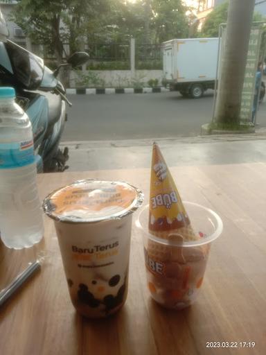 BUBE PLUIT - BOBA KAFE