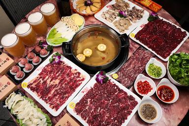 DANIU HOT POT (大牛火锅)