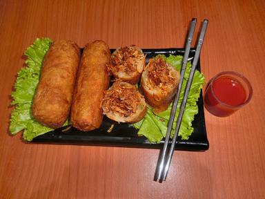 LUMPIA / POPIA LINA