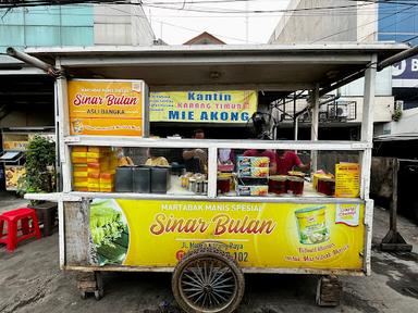 MARTABAK MANIS SPESIAL SINAR BULAN