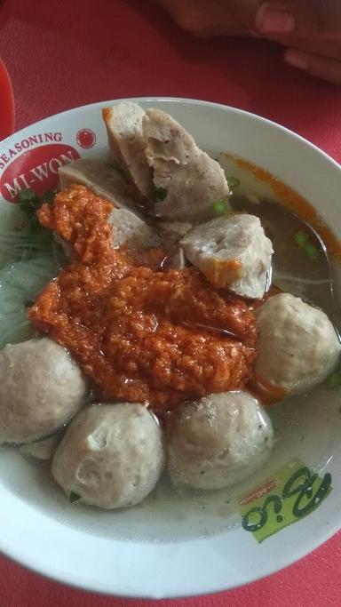 MIE AYAM BAKSO GONDRONG CAH WONOGIREN