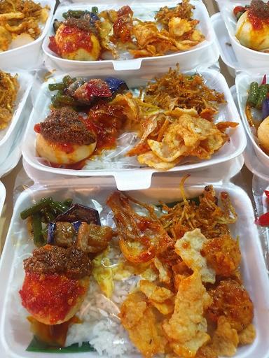 NASI UDUK 77 ( PASAR MUARA KARANG )