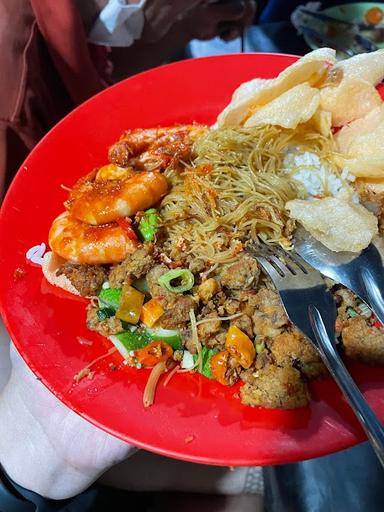 NASI UDUK CI LINA HARAP ANTRI