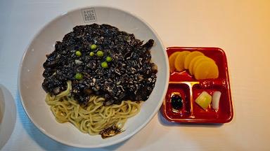 PAIKS NOODLE EMPORIUM PLUIT MALL 홍콩반점0410