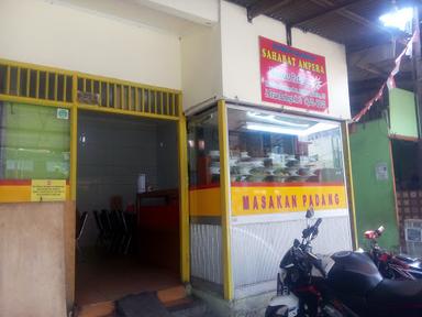 RUMAH MAKAN SAHABAT AMPERA