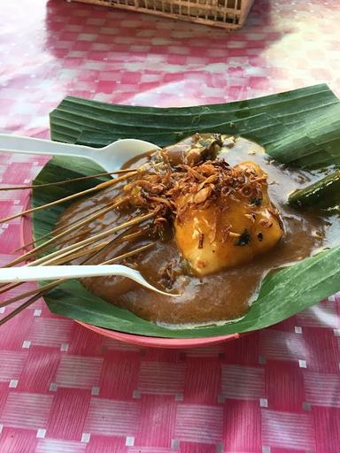 SATE PADANG AJO TAKANA JUO