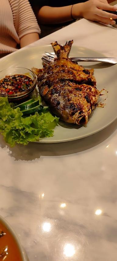 SATE & SEAFOOD SENAYAN, BATAVIA PIK