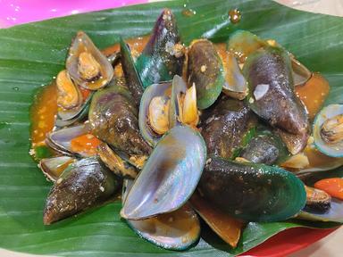 SEAFOOD AGUS 78 MUARA KARANG