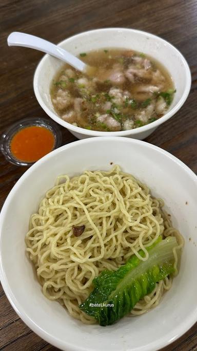 SENG KEE PORRIDGE & NOODLE