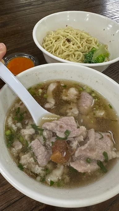 SENG KEE PORRIDGE & NOODLE