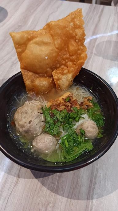 WARUNG BAKSO MALANG PLUIT