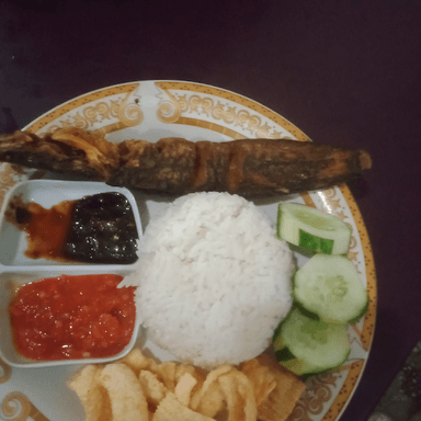 IKAN BAKAR MIS CAB. PANTAI CERMIN