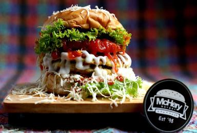 MCHERY BURGER & PIZZA