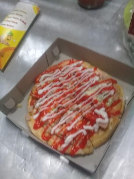 ONCY KELAPA MUDA PIZZA KEBAB TURKY DAN BERGER