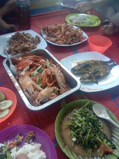 PERCUT TEMPAT MAKAN IKAN