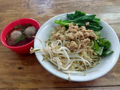 MIE AYAM BANYUMAS OK SANGIANG