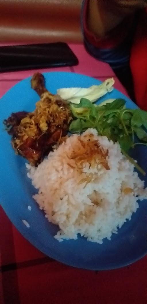 AYAM BAKAR RUSUNAWA