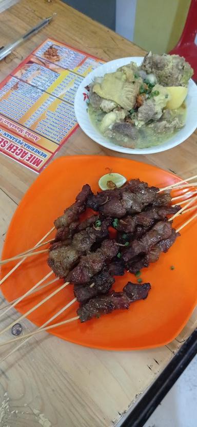 MIE ACEH SELERA BARU DAN SATE ACEH TU IH