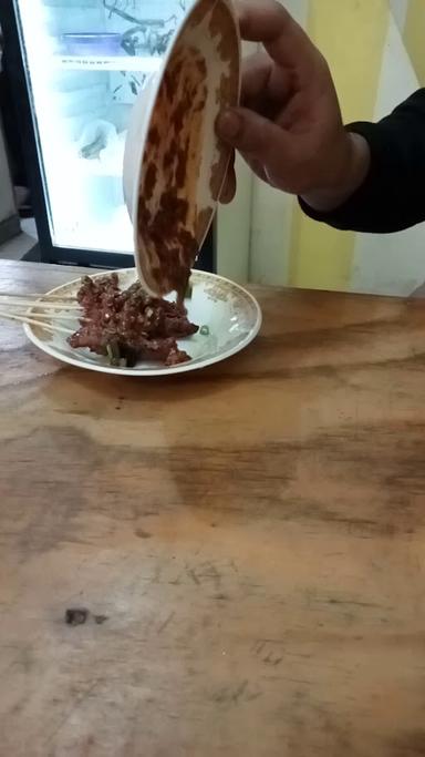 MIE ACEH SELERA BARU DAN SATE ACEH TU IH