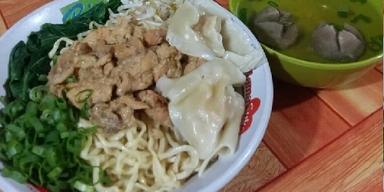 MIE AYAM 88 MUTIARA PLUIT