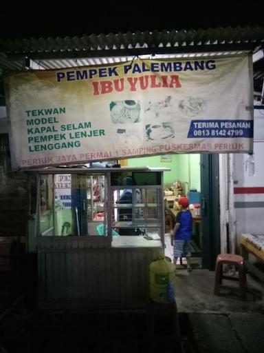 PEMPEK PALEMBANG BU YULIA