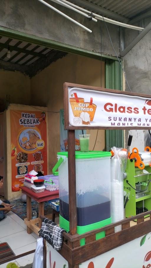 SEBLAK TEH HANNA X GLASSTEA