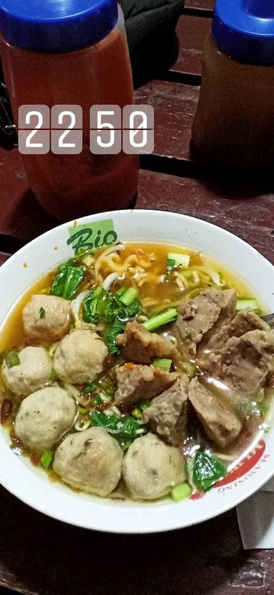 WARUNG BAKSO GOYANG LIDAH JOKO BLAKON