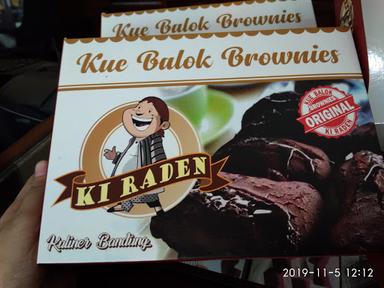 AMANDA BROWNIES KUKUS PETUKANGAN