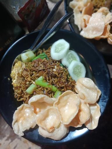 MIE JAWEN PETUKANGAN