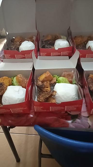 AYAM KREMES AYAM BAKAR CAP DJEMPOL