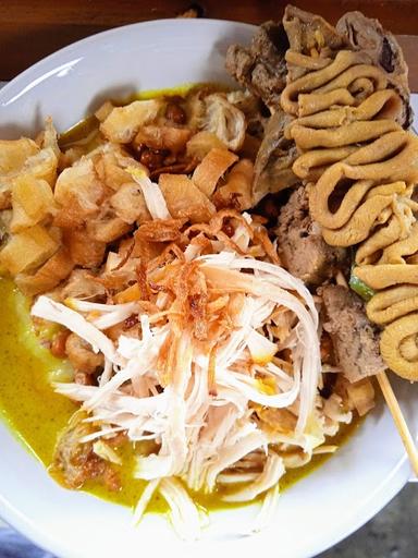 BUBUR AYAM CIREBON PAK GENDUT