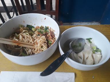 MIE KONDANG KEMAJUAN