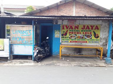 NASI GORENG,PECEL LELE IVAN JAYA