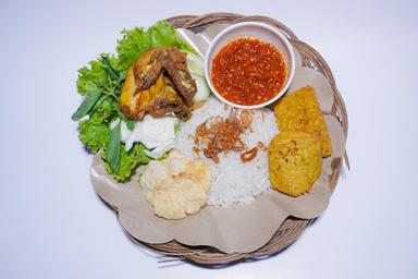 NASI UDUK MPOK ENJAH