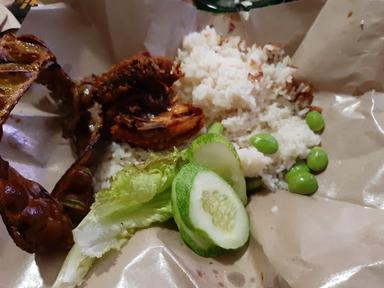 NASI UDUK PAK JHON, BINTARO PERMAI