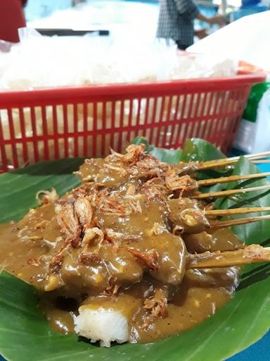 SATE PADANG LIDIA JAYA