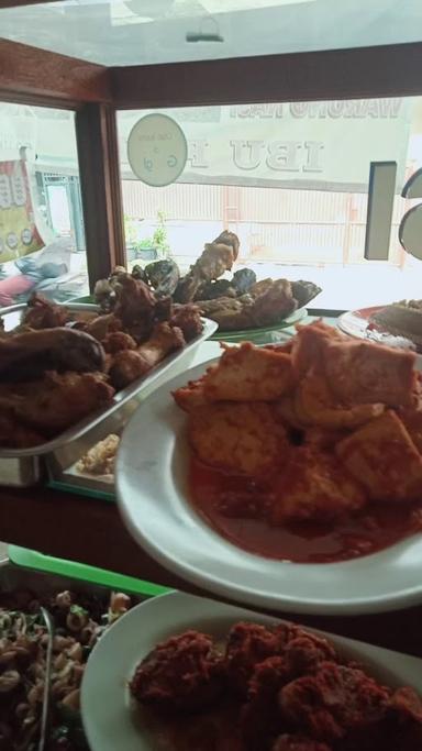 WARUNG NASI IBU FITRI