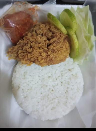 AYAM GEPREK HANI