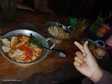 MIE AYAM WAJAN & BAKSO