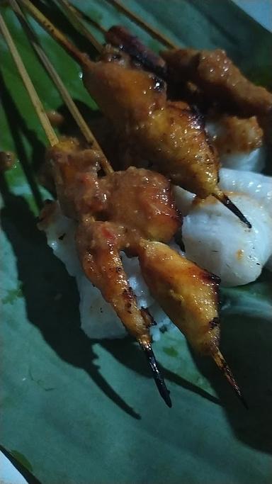 SATE AYAM & MENTOK PAK WONDO