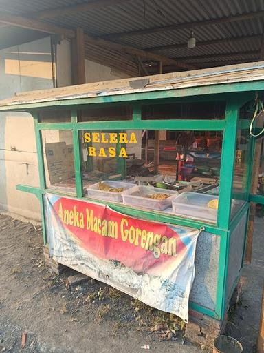 ANEKA GORENGAN MBAK FIKA