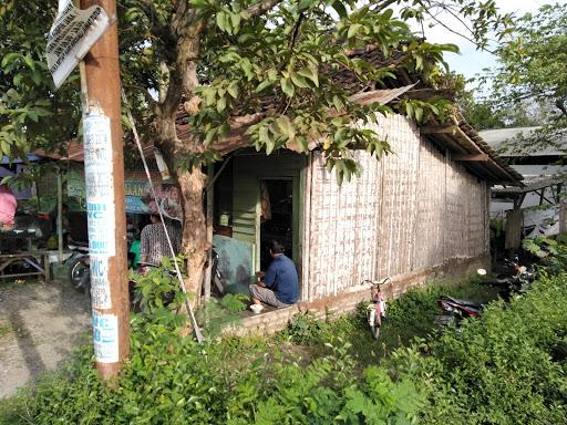 WARUNG MAKAN BU TRIS